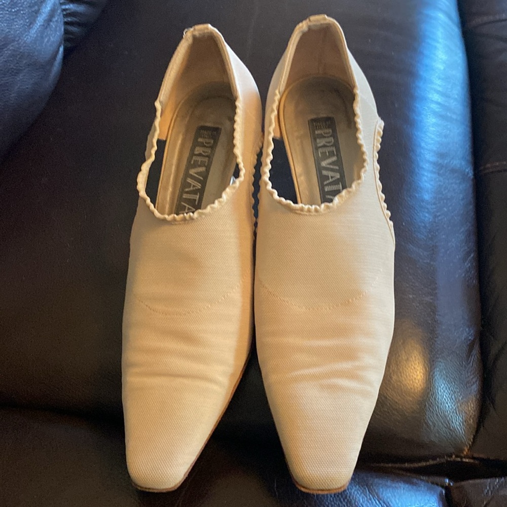Shoes - Picture 10 of 12